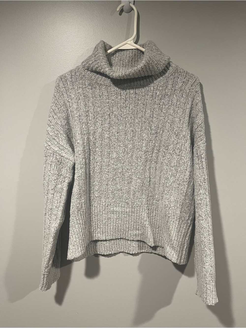 William Rast Light Gray Ribbed Turtleneck Sweater